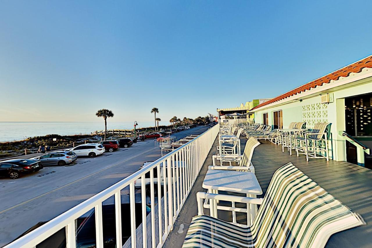 Pass-A-Grille Beach Retreat Unit 8 St. Pete Beach Buitenkant foto