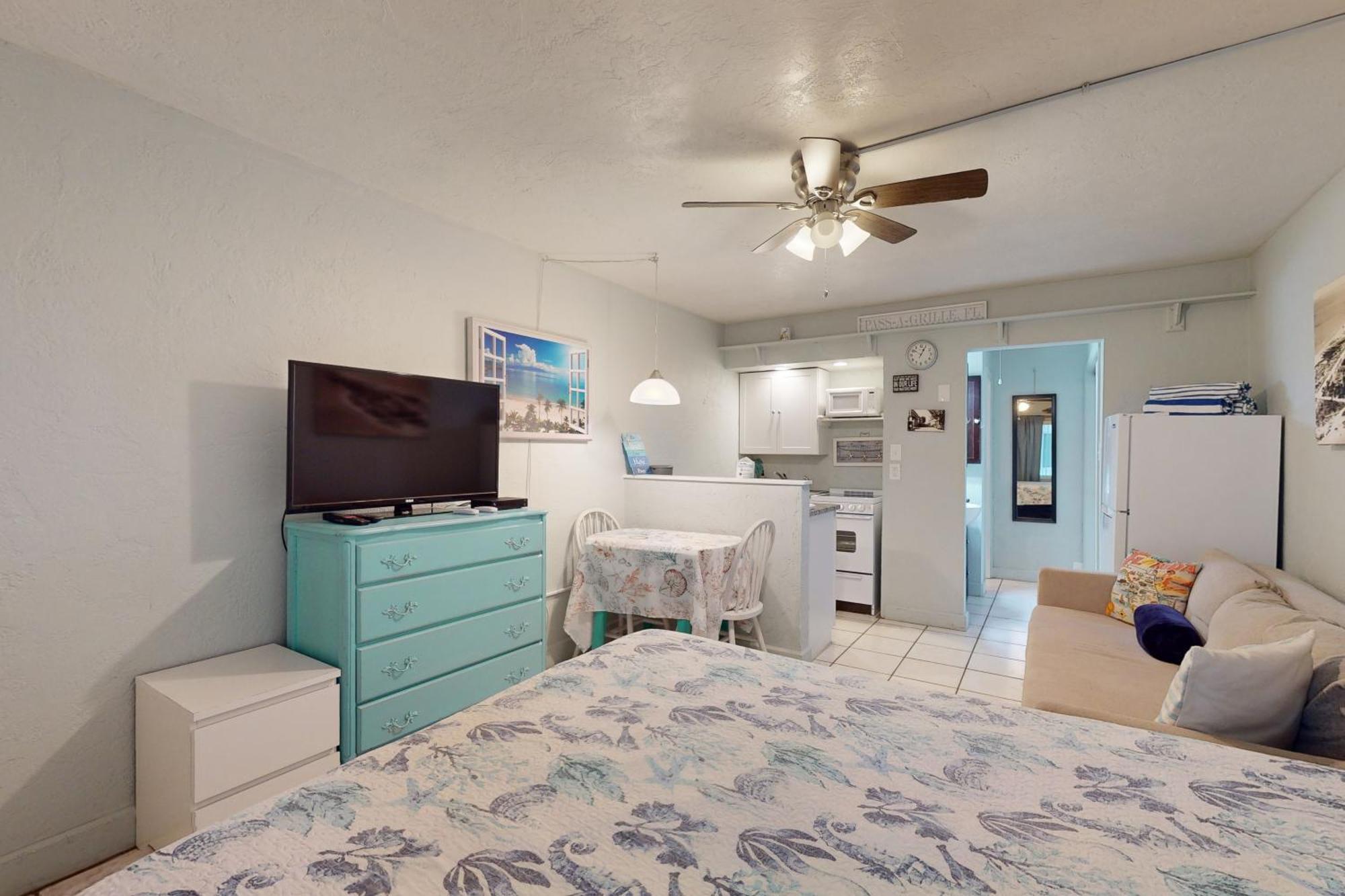 Pass-A-Grille Beach Retreat Unit 8 St. Pete Beach Buitenkant foto