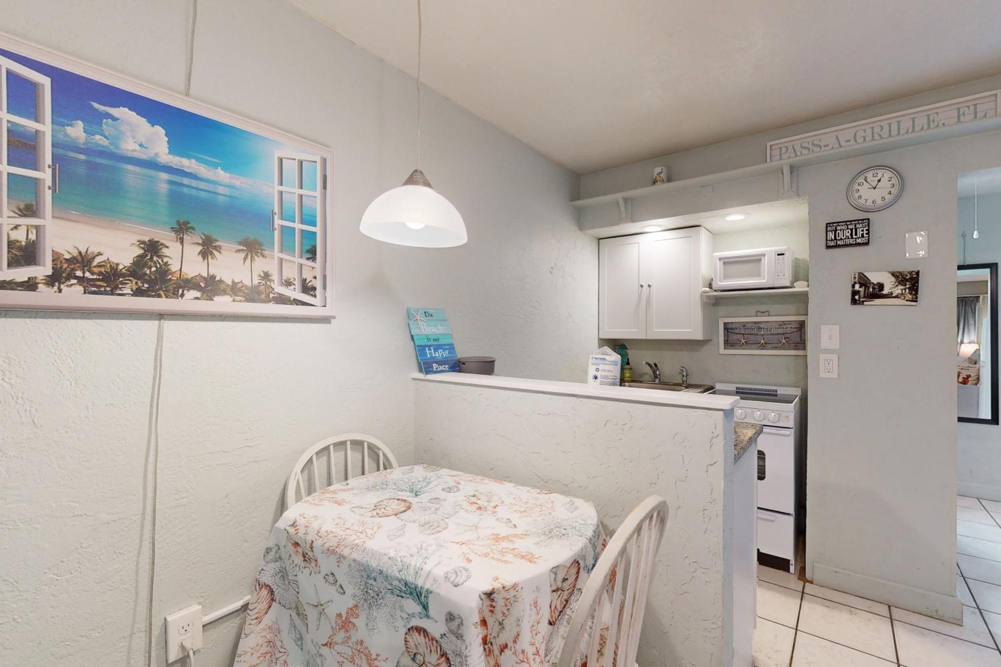 Pass-A-Grille Beach Retreat Unit 8 St. Pete Beach Buitenkant foto