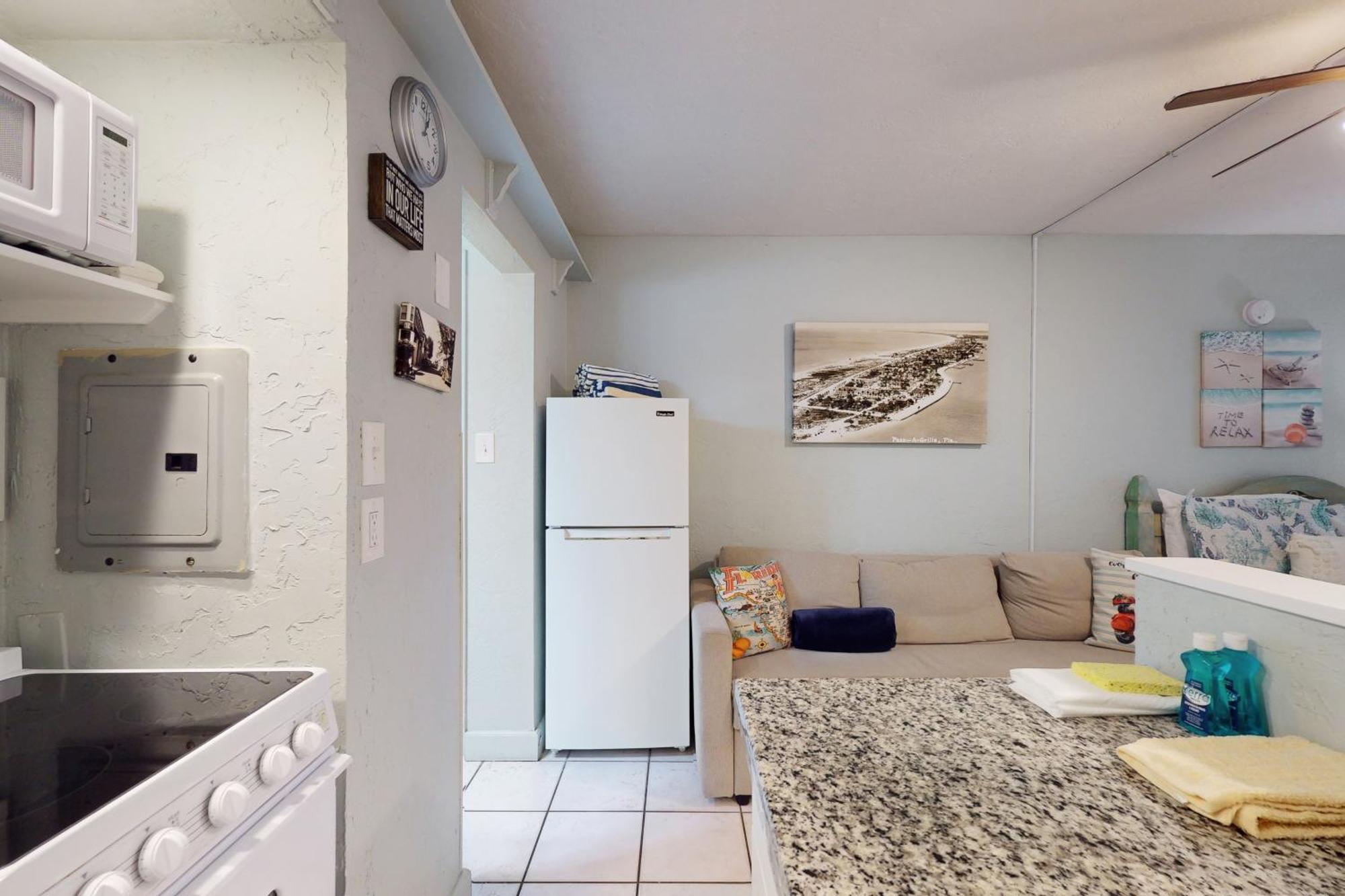 Pass-A-Grille Beach Retreat Unit 8 St. Pete Beach Buitenkant foto